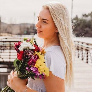 Meet your Posher, Nakia